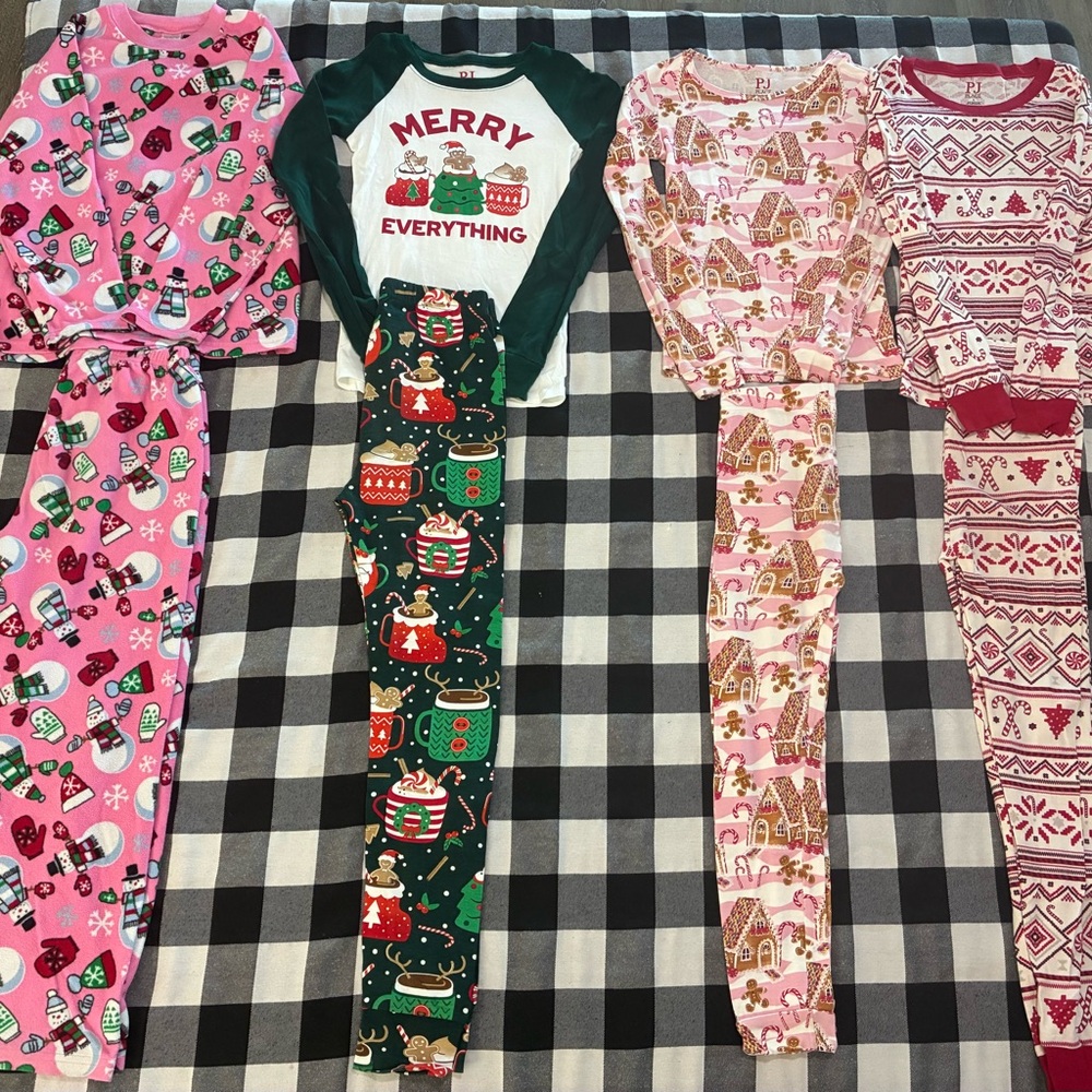 The Children's Place Girls Christmas Pajamas